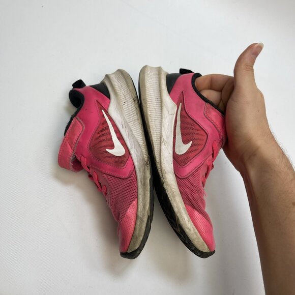 Nike Downshifter 10 PS 'Hyper Pink' Girl Sz 2Y Running Training Sports Sneaker - Picture 9 of 13